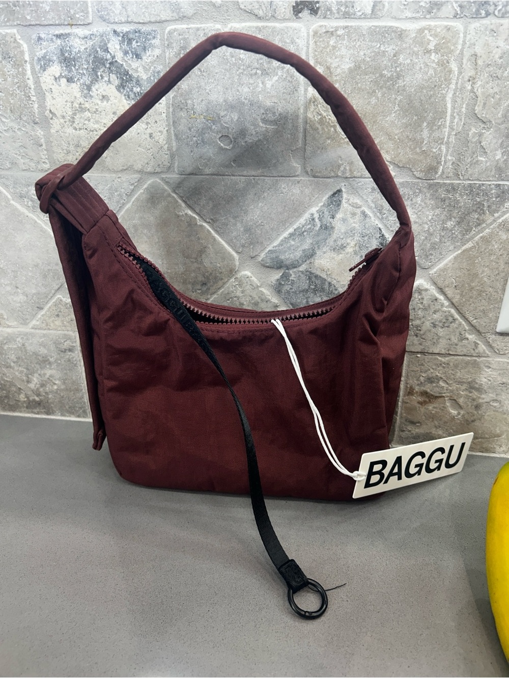BAGGU Maroon Shoulder Bag - Picture 7 of 12
